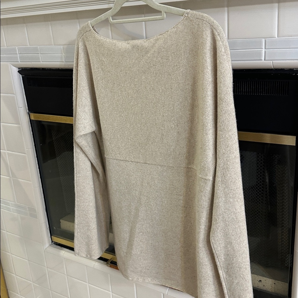 Ann Taylor 89% Cashmere Beige w/lurex NWOT Sweater - Size Medium
